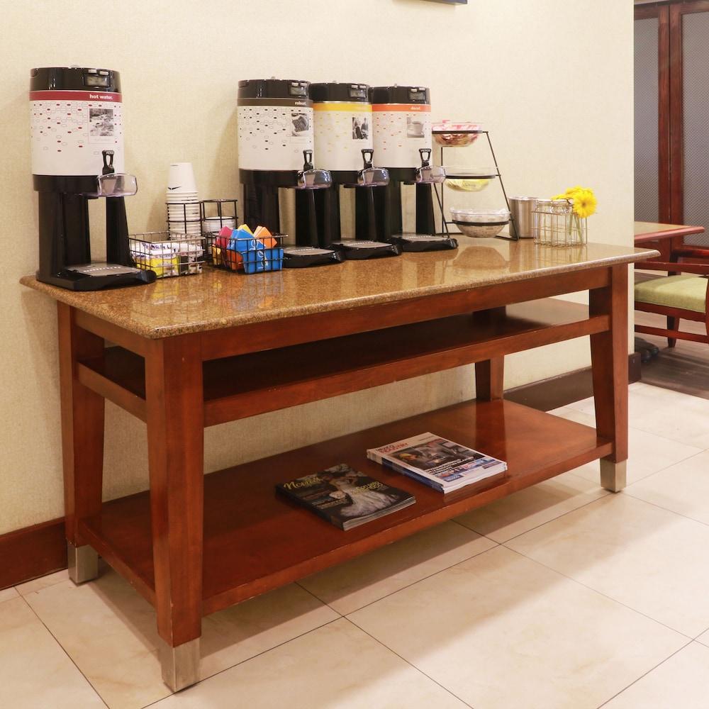 Hotel Hampton By Hilton Reynosa Zona Industrial Zewnętrze zdjęcie